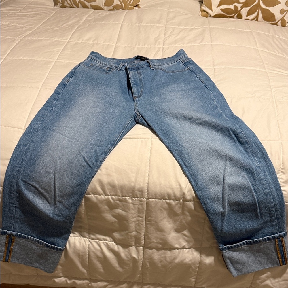 Ann Taylor Women's Relaxed Light Blue Jeans